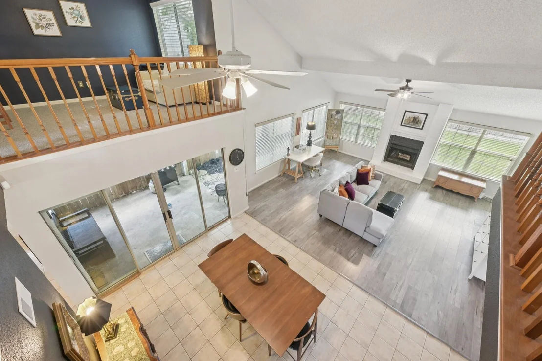 Photo of 3218 Knoll West Drive