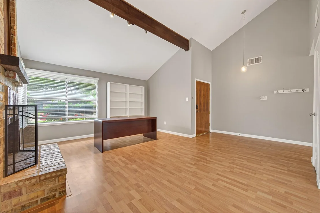 Photo of 2215 Fort Laramie Drive