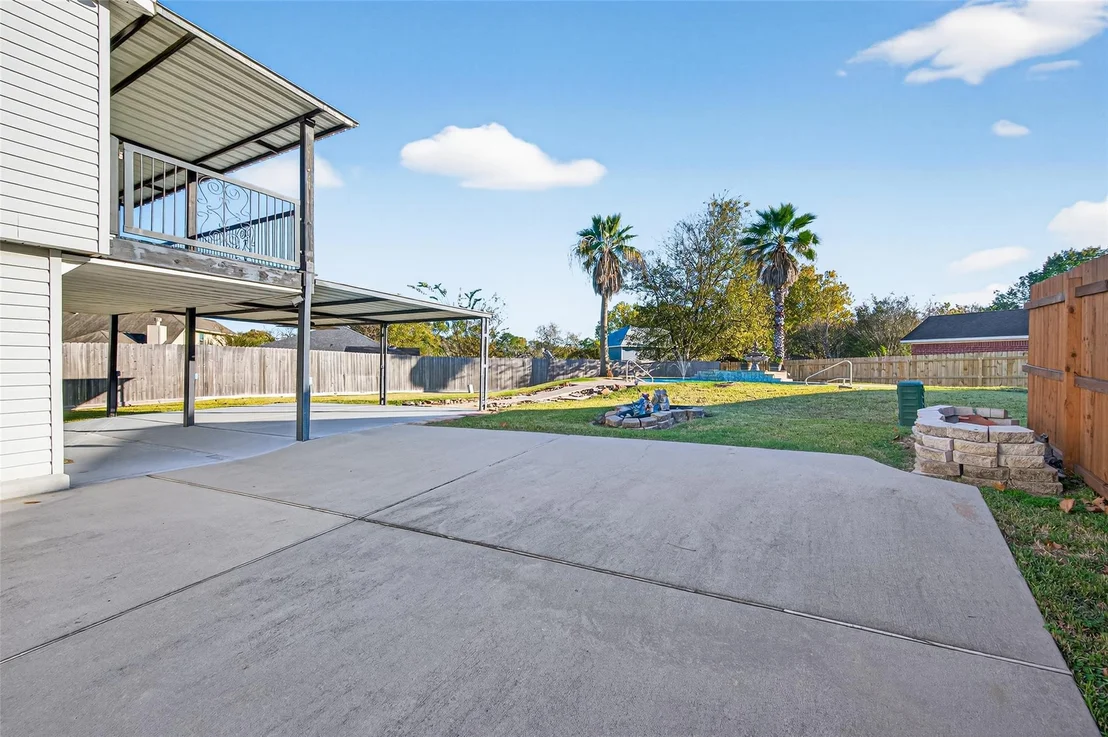Photo of 805 Lake View Drive