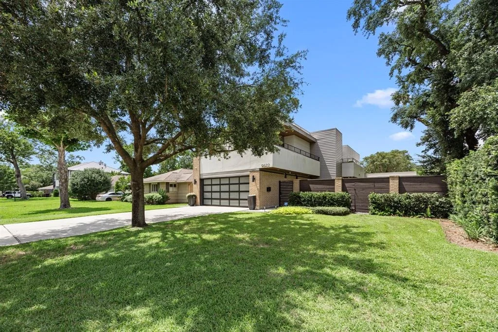 Photo of 9622 Pine Lake Drive
