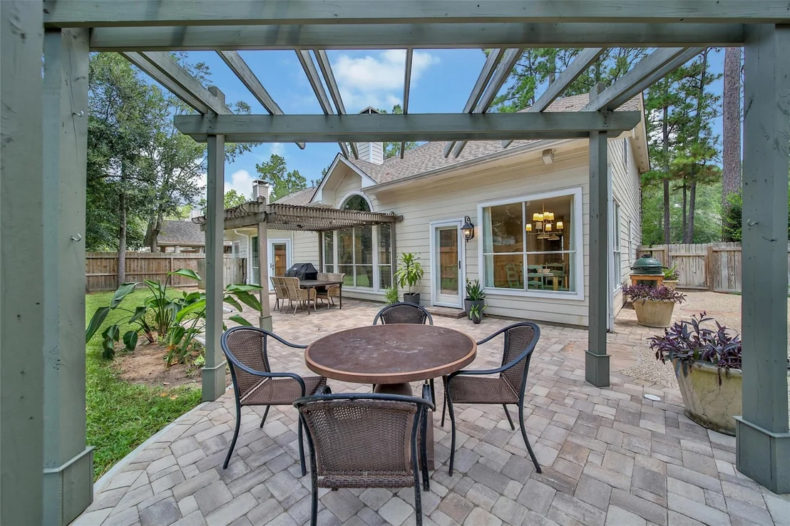 Photo of 43 E Sandalbranch Circle