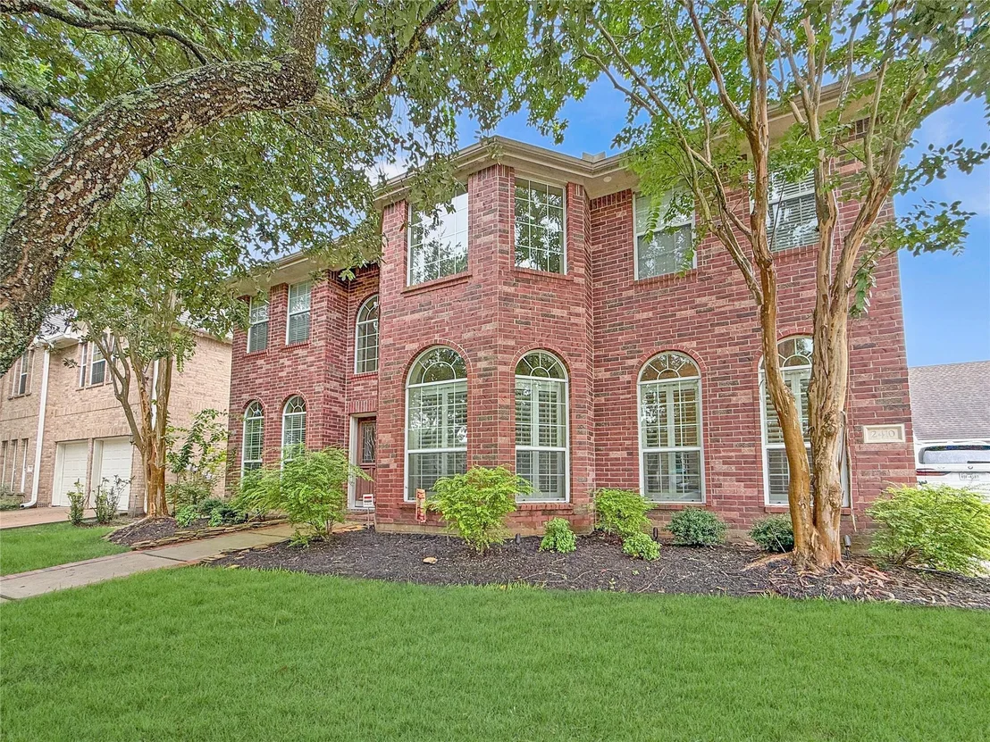 Photo of 2410 Falcon Knoll Lane