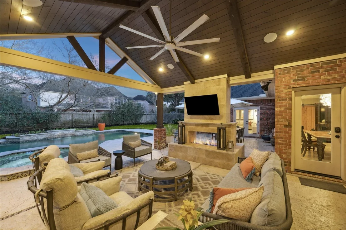 Photo of 2811 Autumn Lake Drive