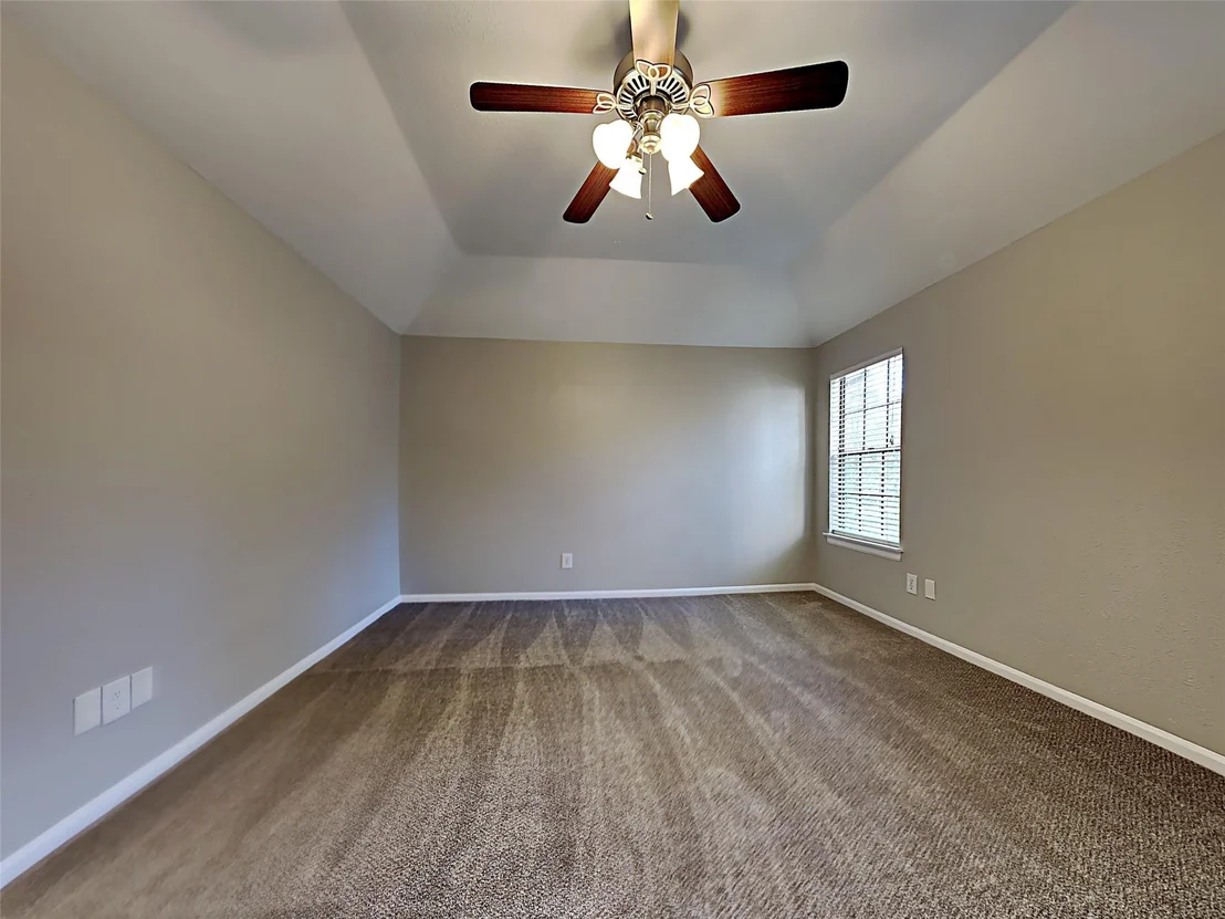 Photo of 158 E Pathfinders Circle