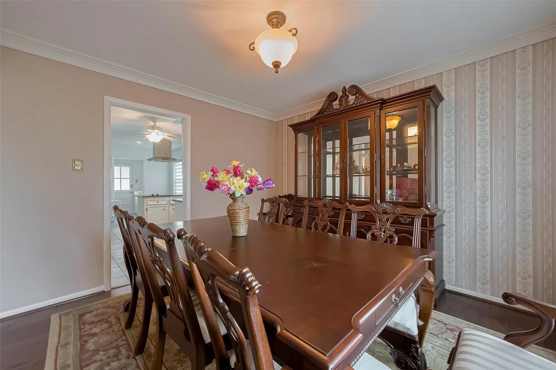Photo of 14626 Ravenhurst Lane