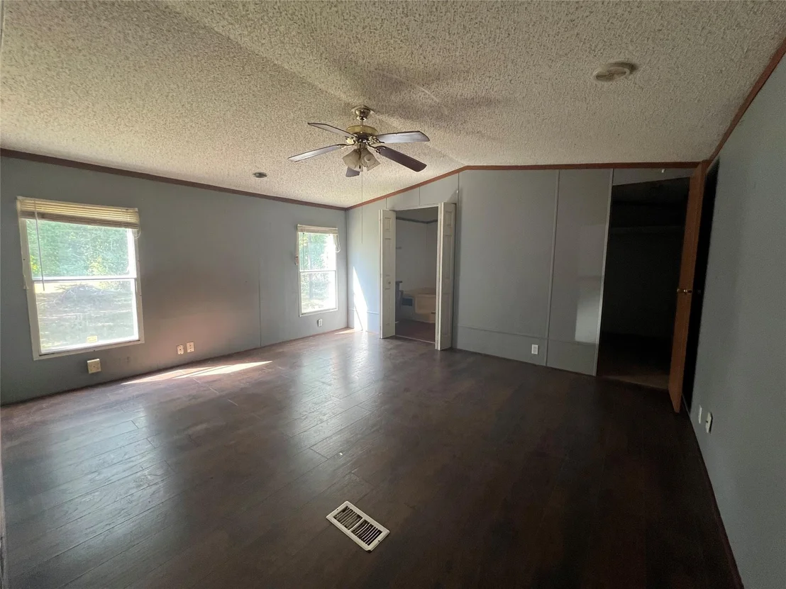 Photo of 13203 Park Avenue