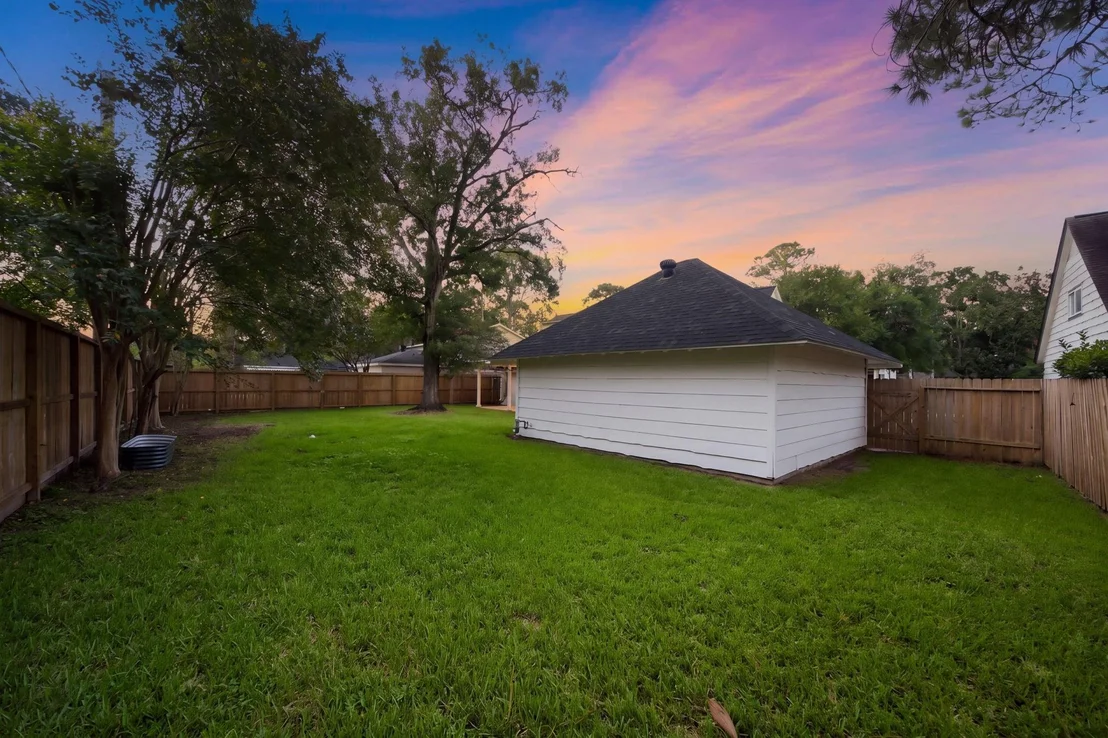 Photo of 10714 Cranbrook Road
