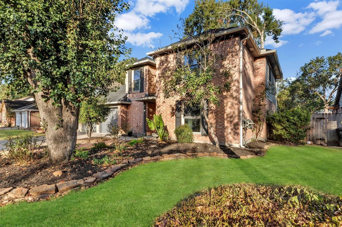 Photo of 2307 Rolling Glen Drive