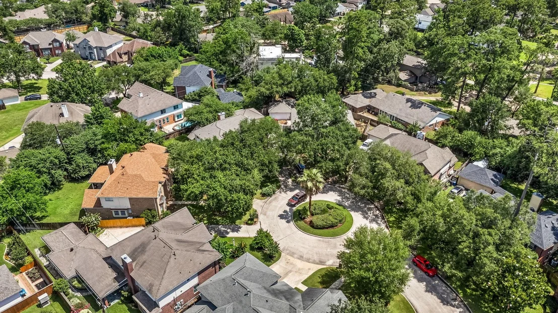 Photo of 303 S Cypress Estates Circle