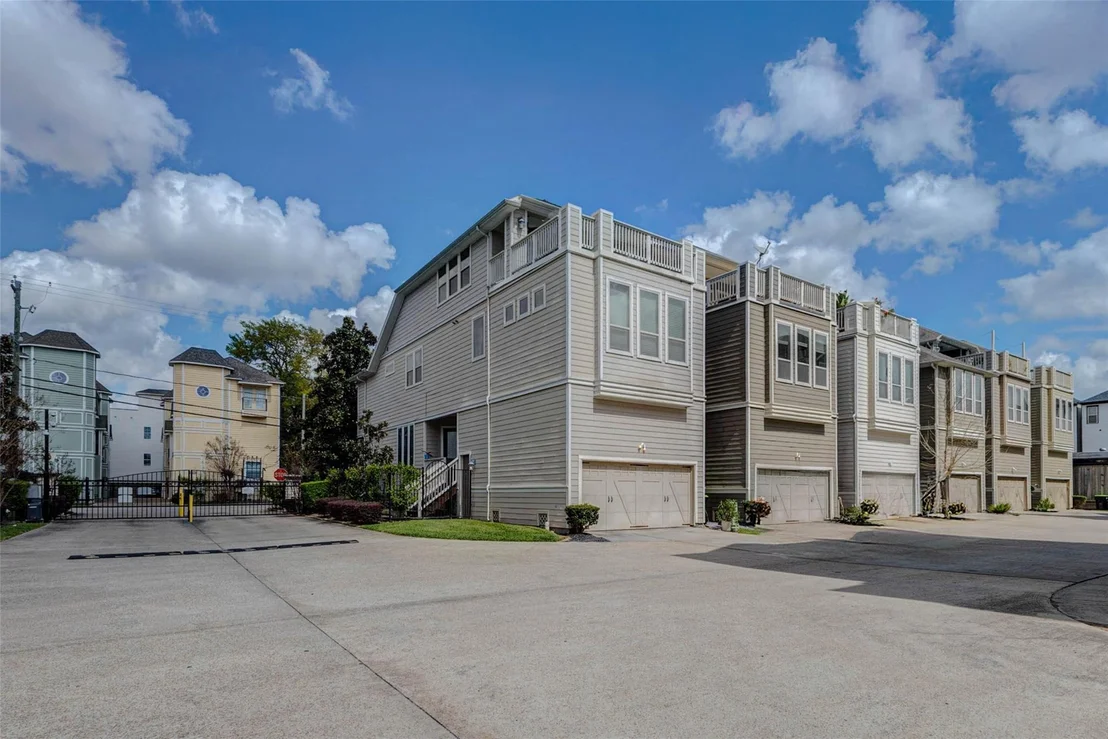 Photo of 1184 Nelson Falls Lane