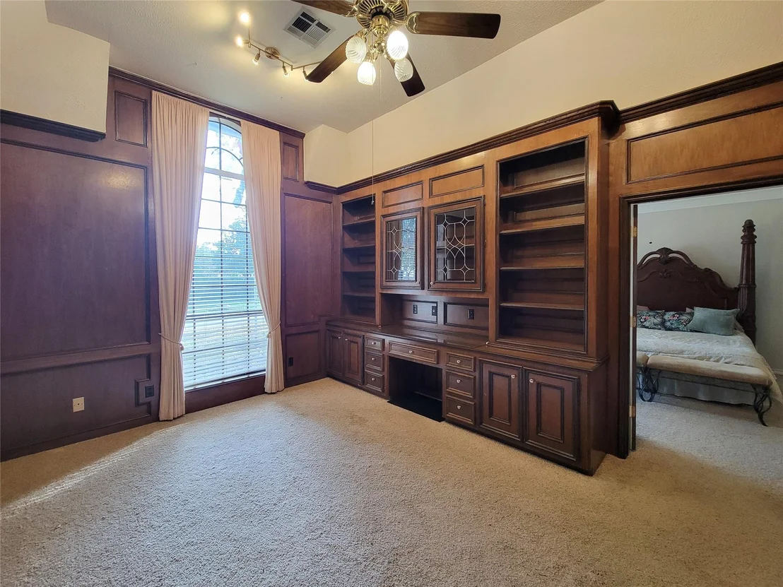 Photo of 5810 Glenmere Lane