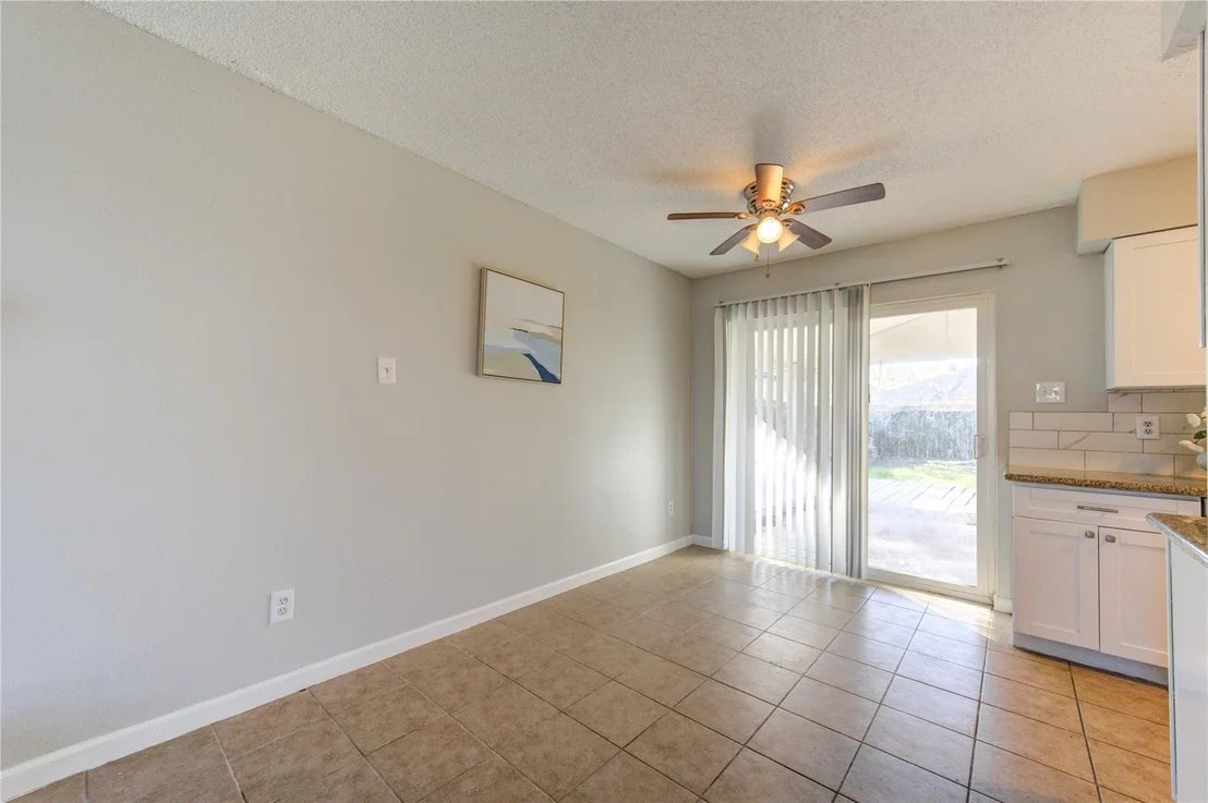 Photo of 6910 Navidad Road