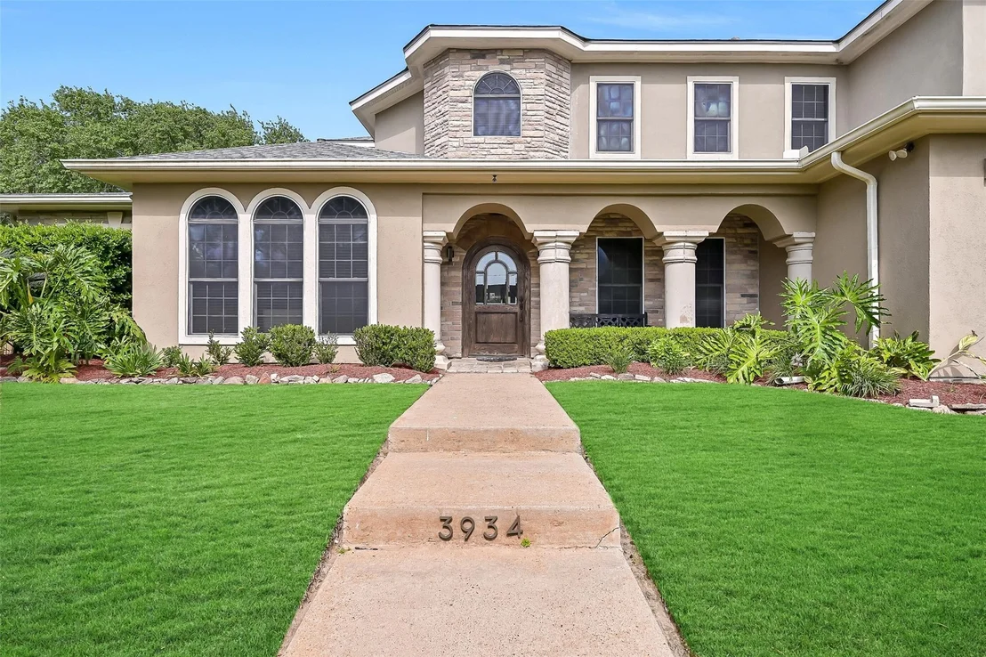 Photo of 3934 Tres Drive