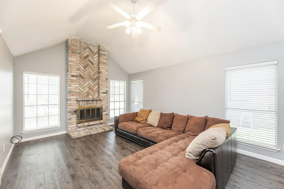 Photo of 6638 Cove Lake Drive