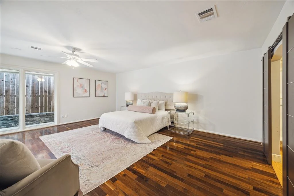 Photo of 6825 Bellgreen Drive