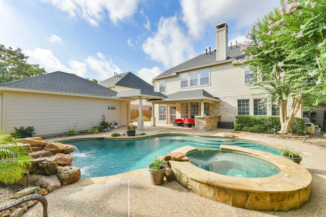 Photo of 16050 Lockdale Lane