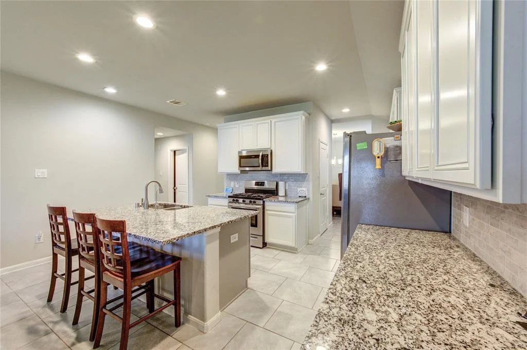 Photo of 9011 Hemlock Drive