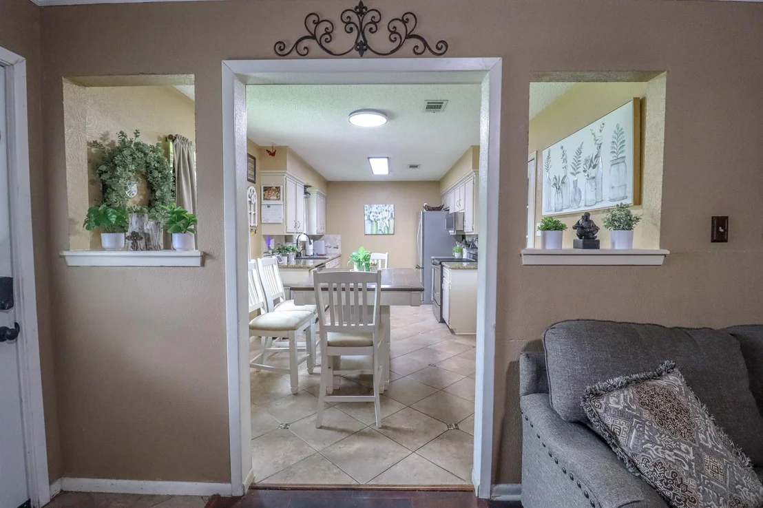 Photo of 2055 Stacy Street