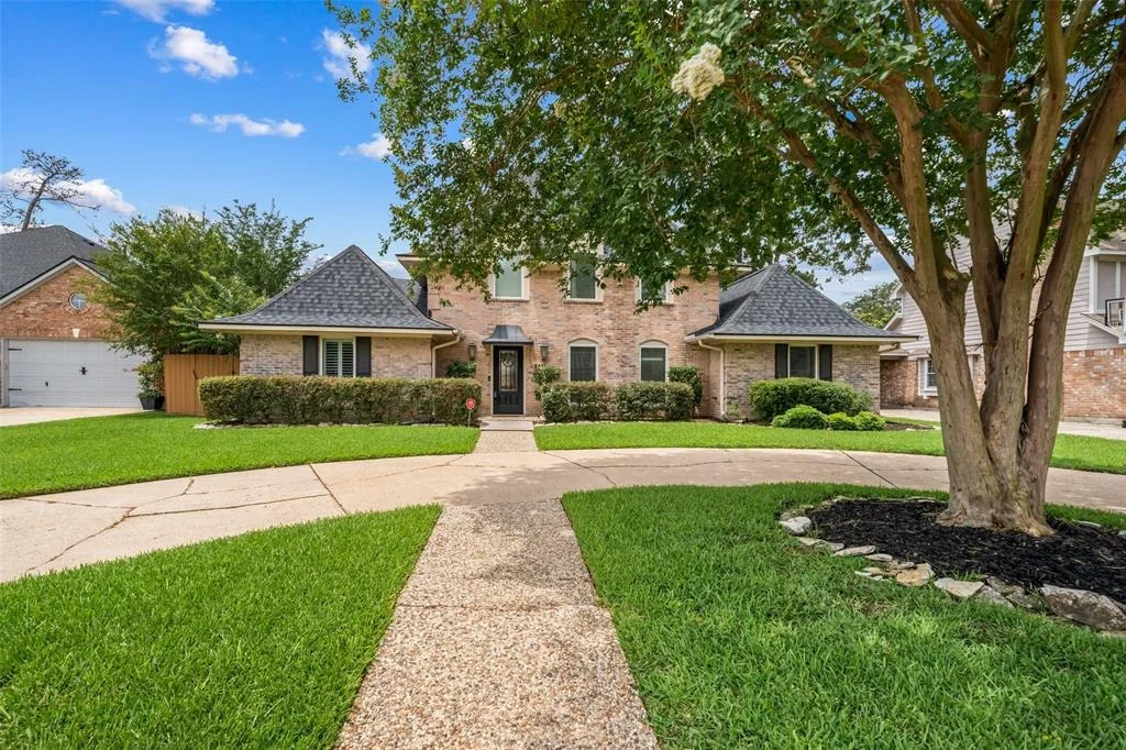 Photo of 19011 Oakway Drive