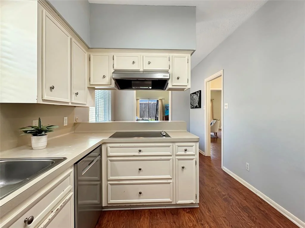 Photo of 10922 Lasso Lane