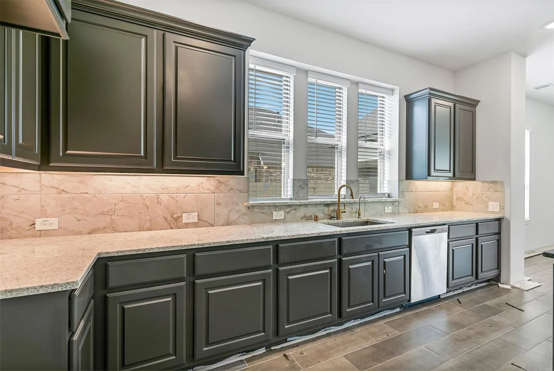 Photo of 4902 Grapevine Lane