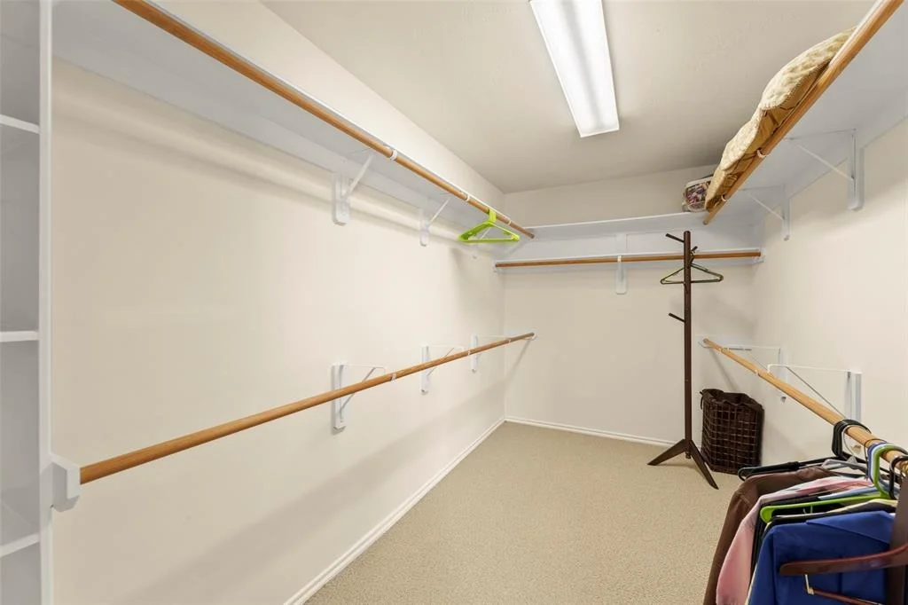 Photo of 24930 Lakecrest Manor Drive