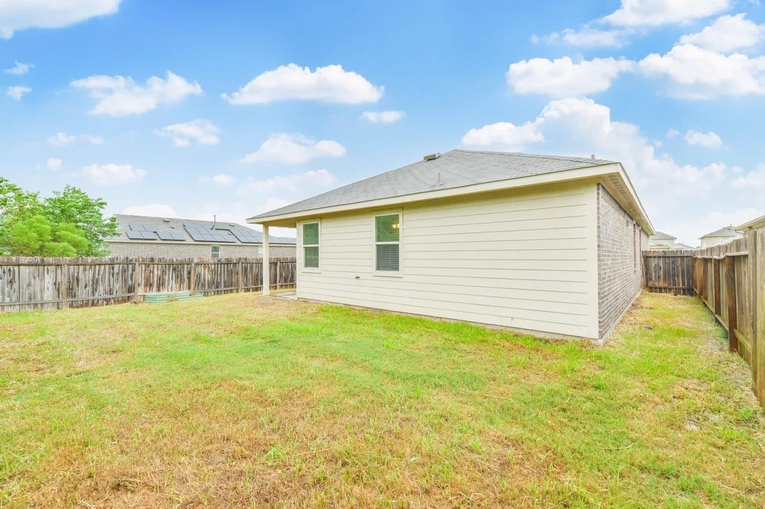 Photo of 6047 Purple Iris Street