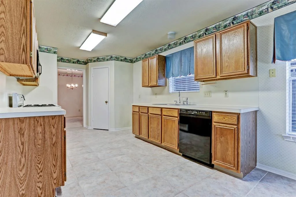 Photo of 4923 Meadowglen Drive