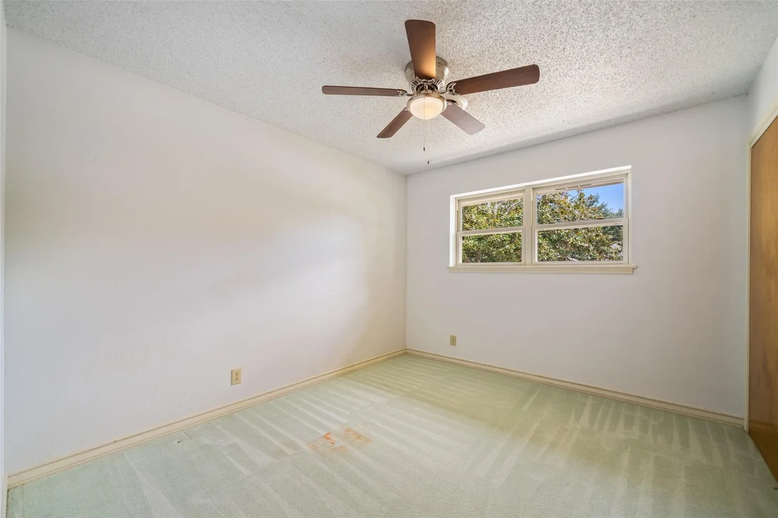 Photo of 2419 Henrietta Place