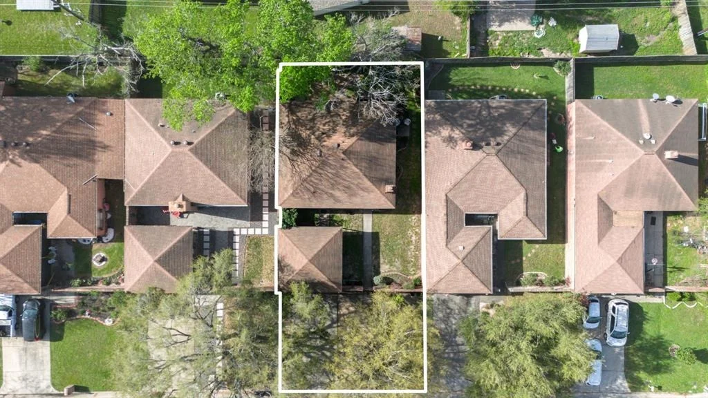 Photo of 6826 Bullinger Drive
