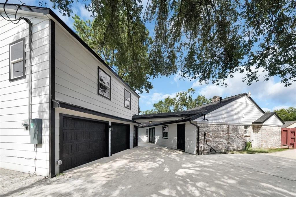 Photo of 2803 Shadowdale Drive