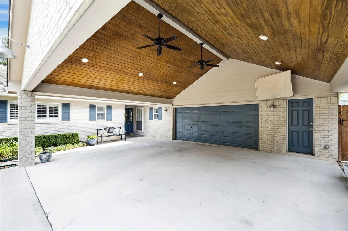 Photo of 13607 Taylorcrest Road