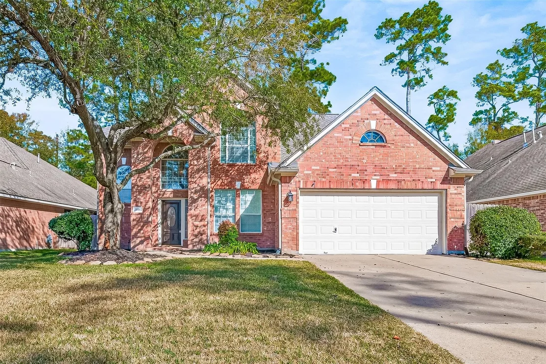 Photo of 15706 Clear Pointe Drive