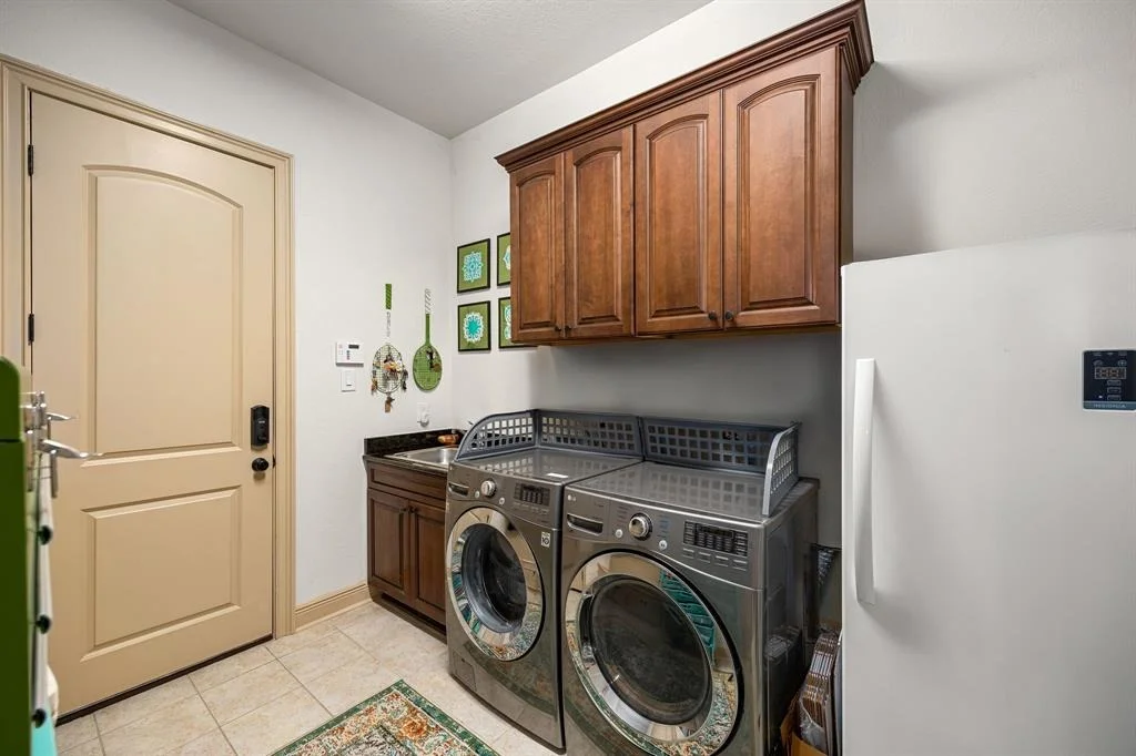 Photo of 1223 Eversham Way