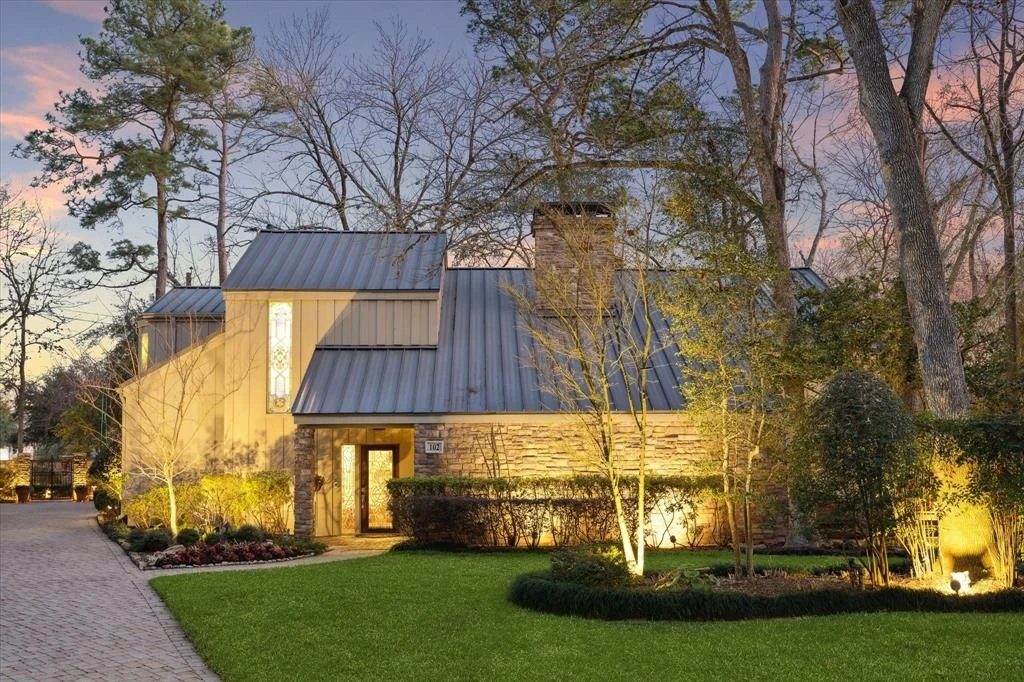 Photo of 102 Electra Drive