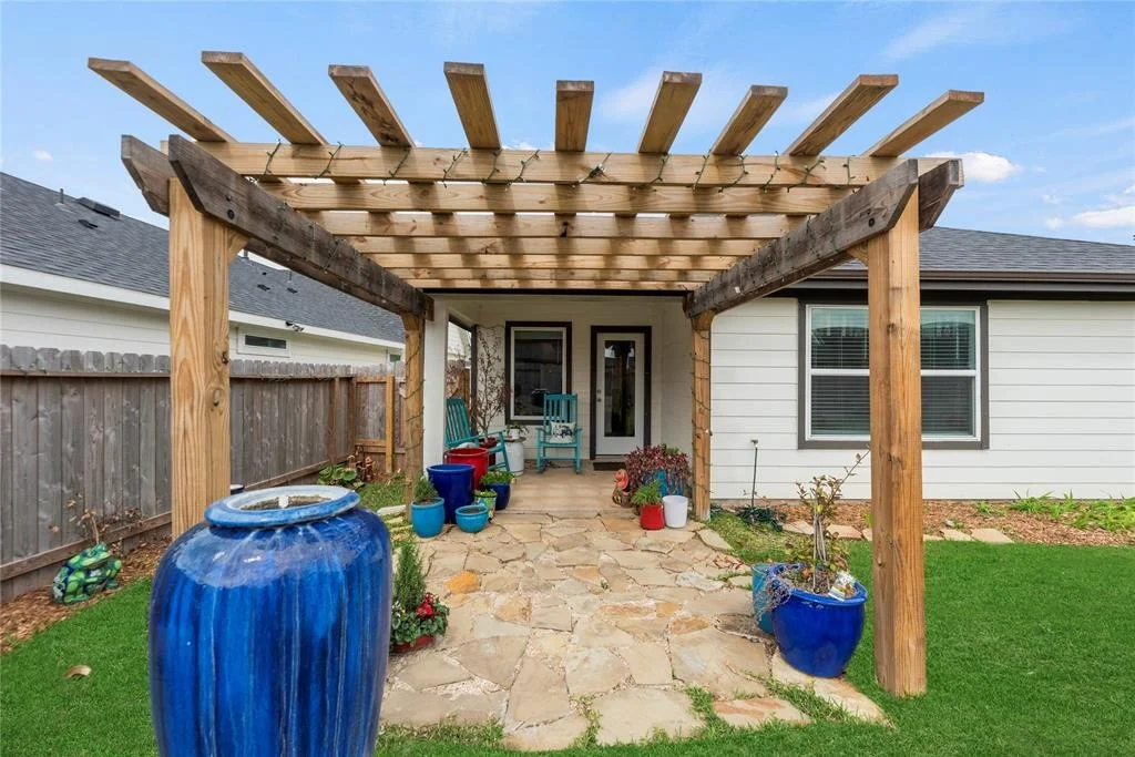 Photo of 31619 Featherstone Trail