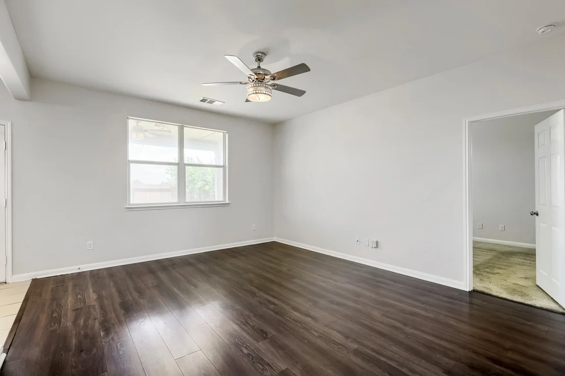 Photo of 324 Meadow View Lane