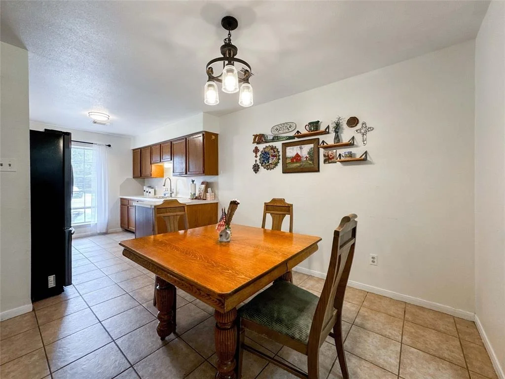 Photo of 6417 Scott Road