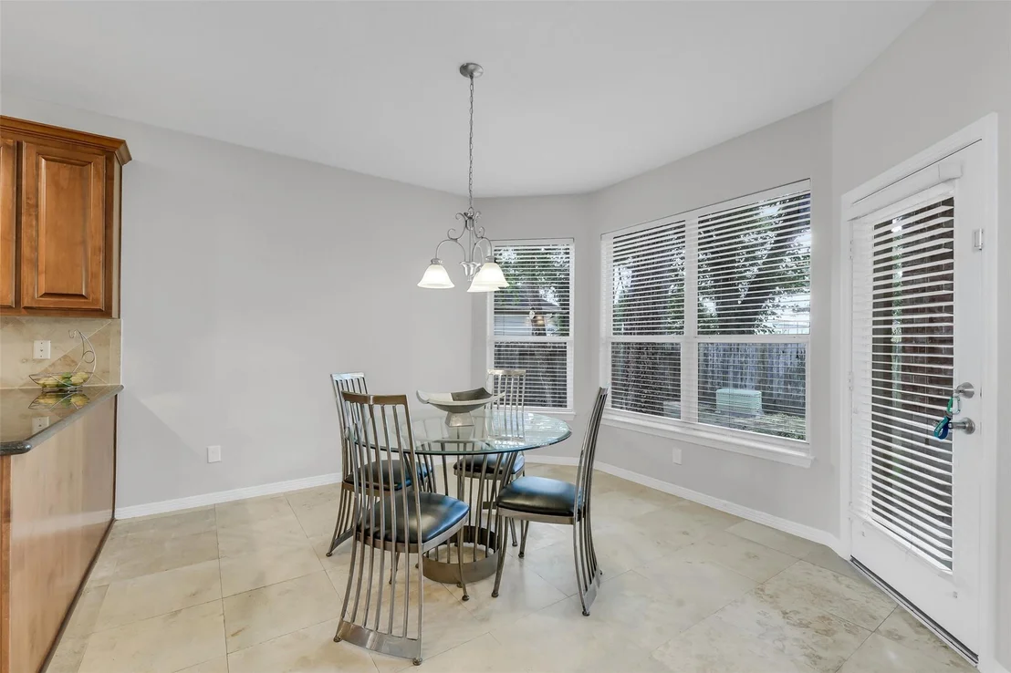 Photo of 14906 Windsor Manor