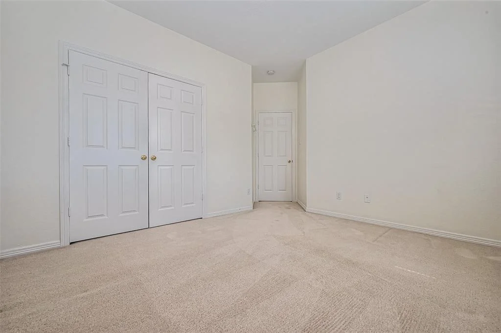 Photo of 22527 Crownfield Lane