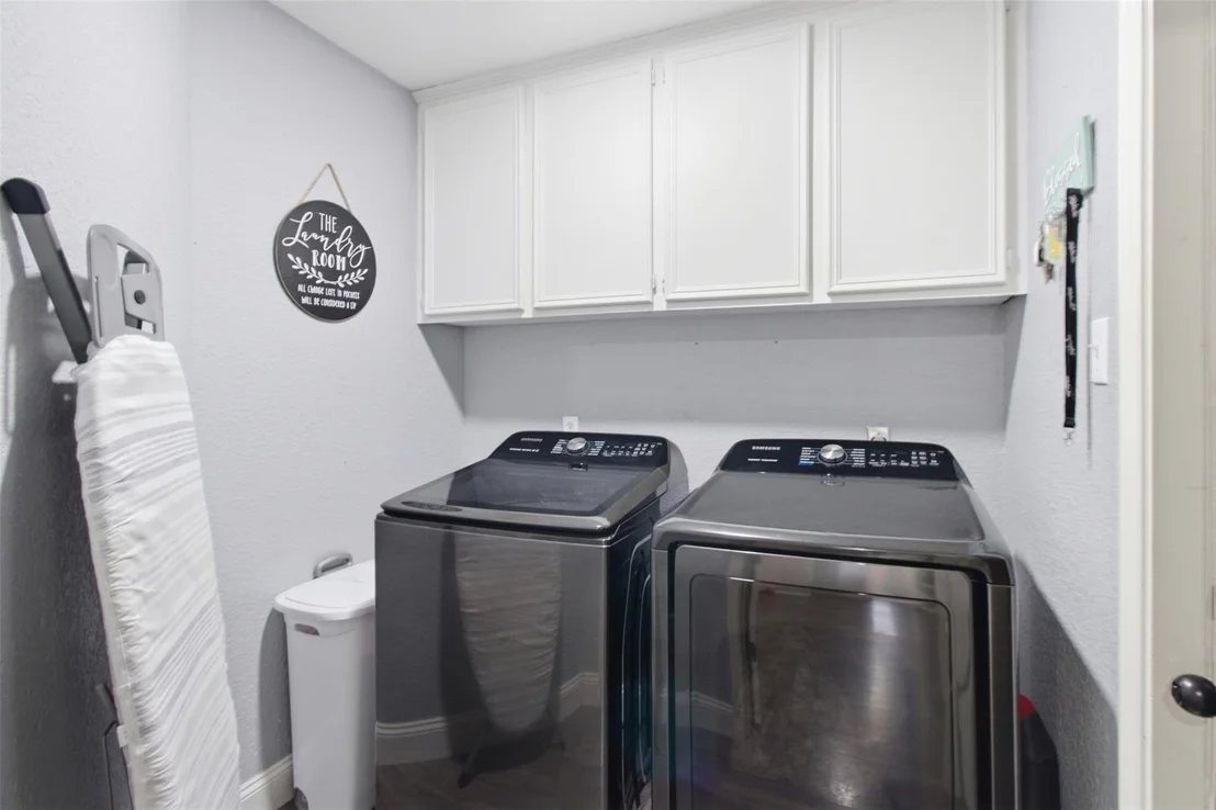 Photo of 712 Manor Drive