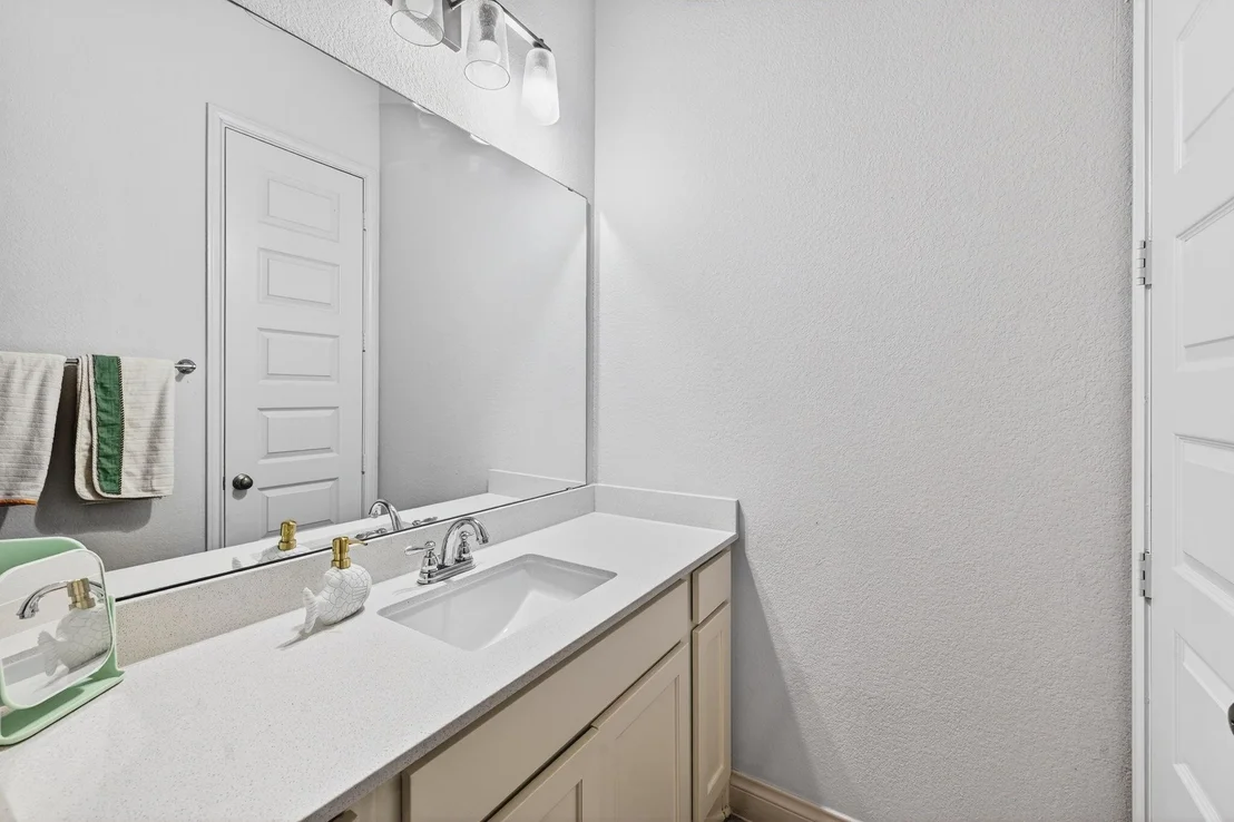Photo of 25121 Pinebrook Grove Lane