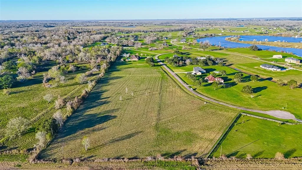 Photo of 17202 Dewberry Lane