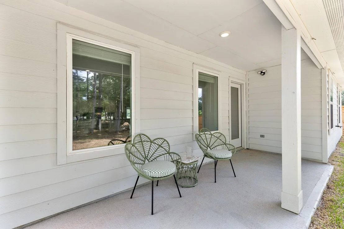 Photo of 103 Lakeway Circle