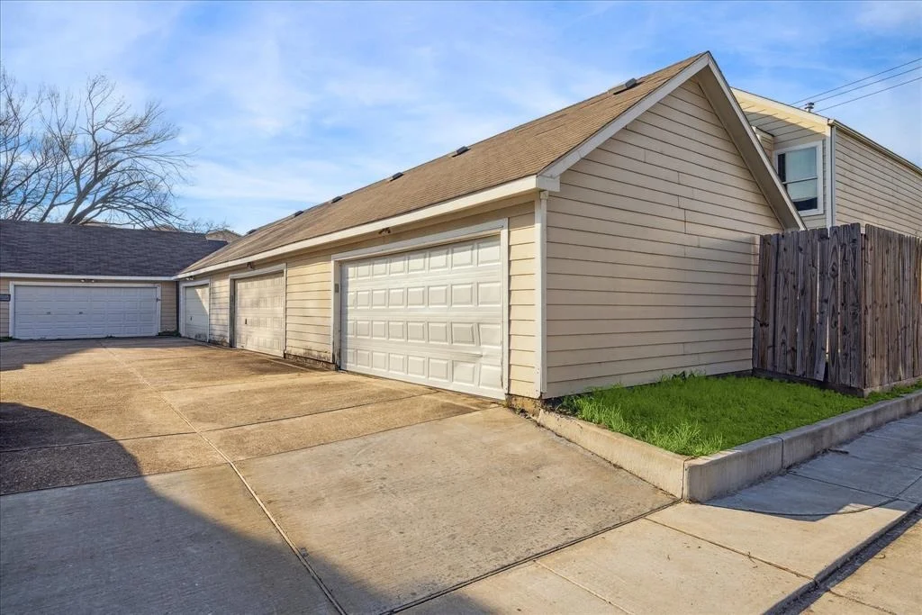 Photo of 1105 Robin Street