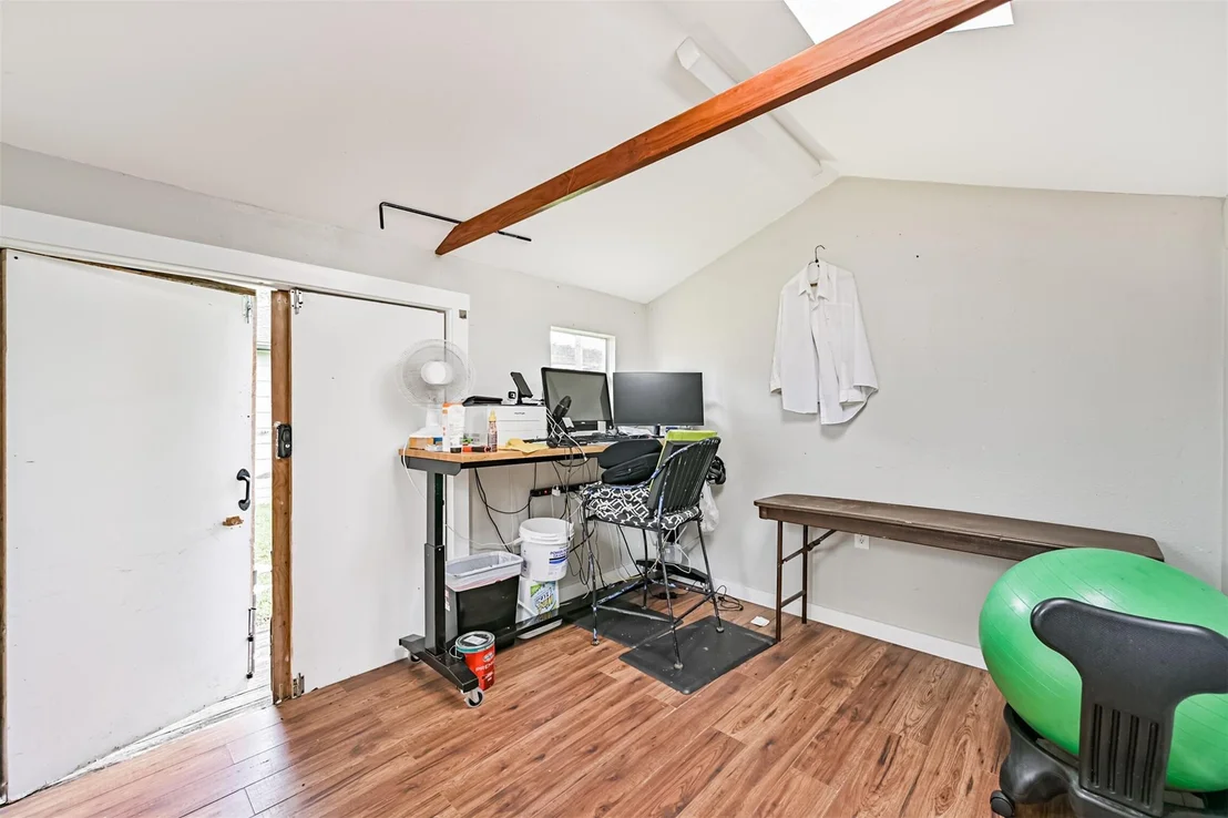 Photo of 910 Evergreen Drive