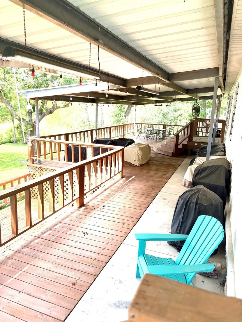Photo of 860 Plum Tree