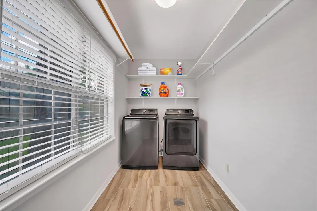 Photo of 442 Mignon Lane