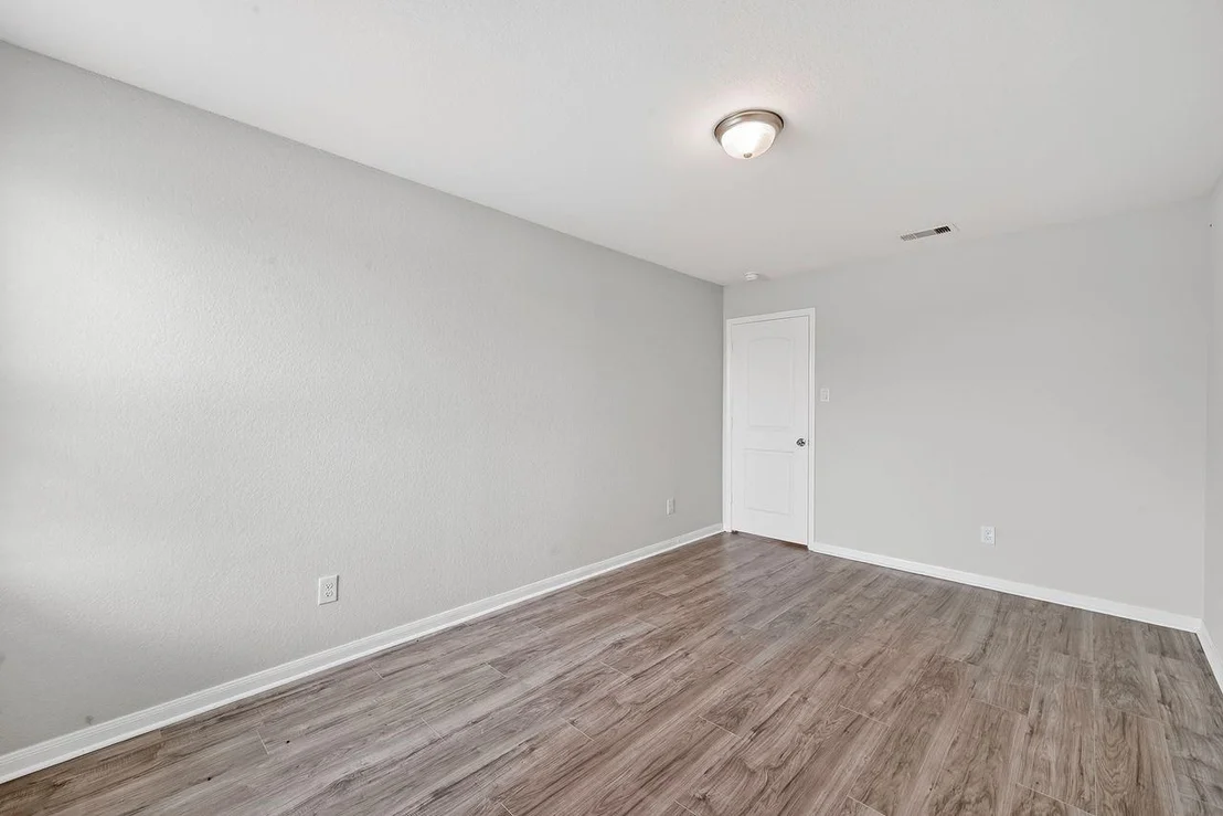 Photo of 228 Elm Patch