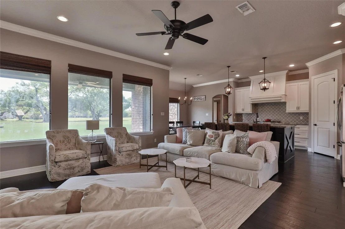 Photo of 717 Rustic Oaks Drive